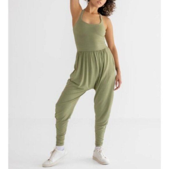 Imbodhi Avocado Green Bodhi Jumper Onesie Stretch Athletic Jumpsuit Casual Small - Picture 1 of 12